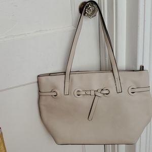 Dressbarn tote bag no Zipper